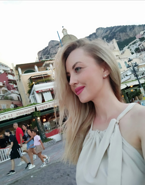 yuliya a positano